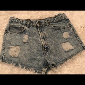 Levi acid wash distressed shorts